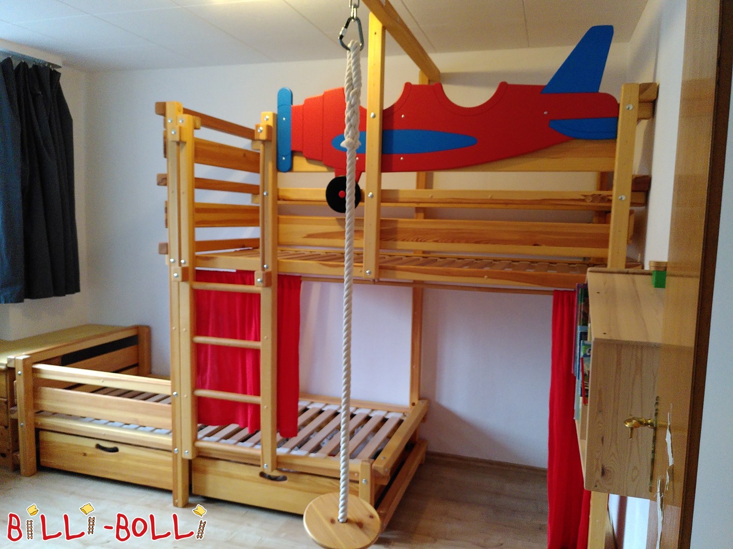 Ad 7097: Bunk bed - sideways offset in Kassel with aeroplane, oiled Bunk bed - sideways offset in Kassel with aeroplane, oiled (Category: Bunk Bed Laterally Staggered pre-owned)