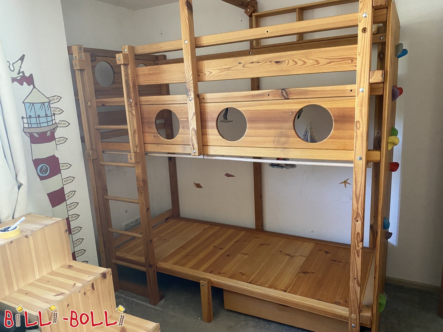 Ad 7131: Bunk bed offset to the side with lots of accessories Bunk bed offset to the side with lots of accessories (Category: Bunk Bed Laterally Staggered pre-owned)
